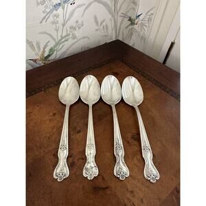 Wm Rogers Vintage Silverplate Tea Spoons Magnolia Design Extra Plate Flatware